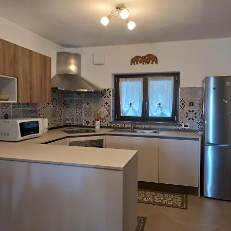 빌라 Maison Fleurie 기그노드